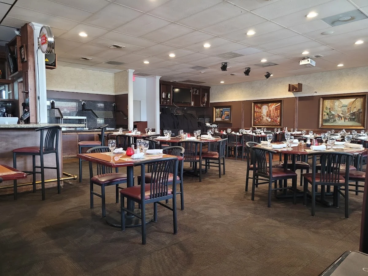 Gino's Italian Restaurant - Palmdale business photo